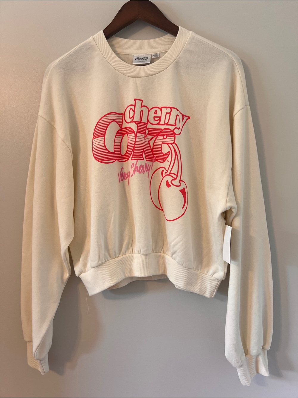 Cherry Coke Women's Cropped Boxy Graphic Sweatshirt Size Small (4-6) Cream NEW